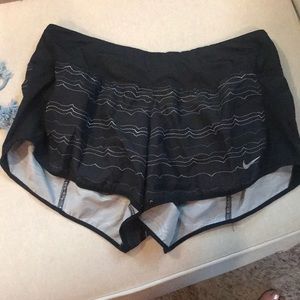Nike running short